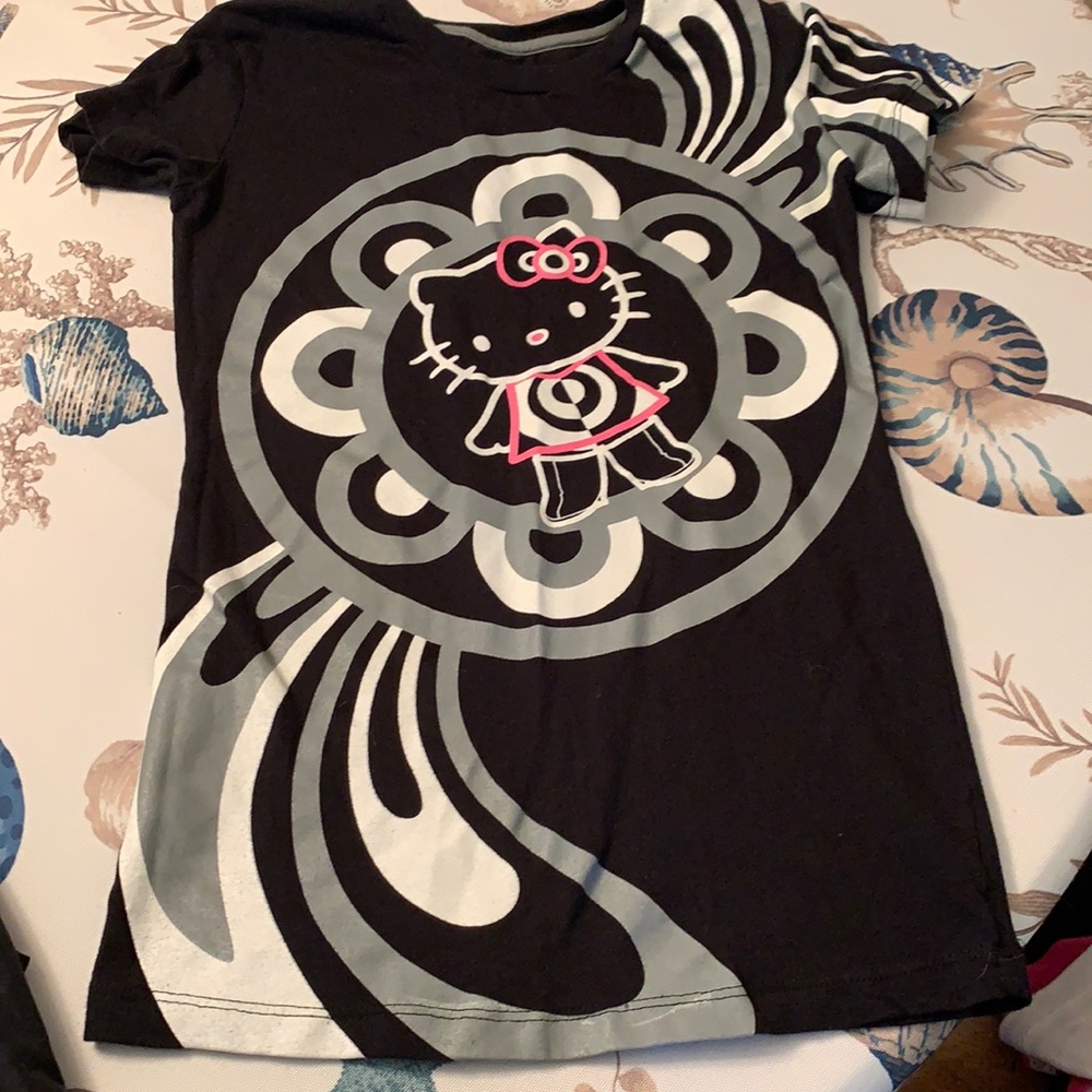 Hello Kitty and Mac Cosmetics T-Shirt (rare)